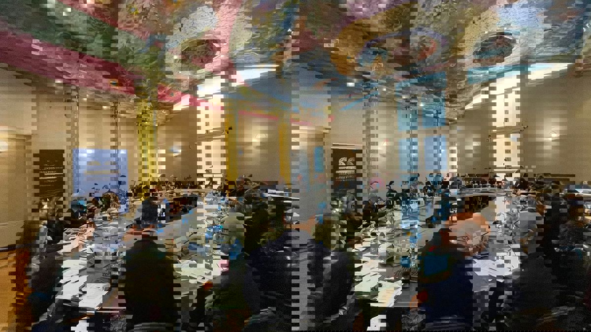 54177348097 Ce38390fc4 O