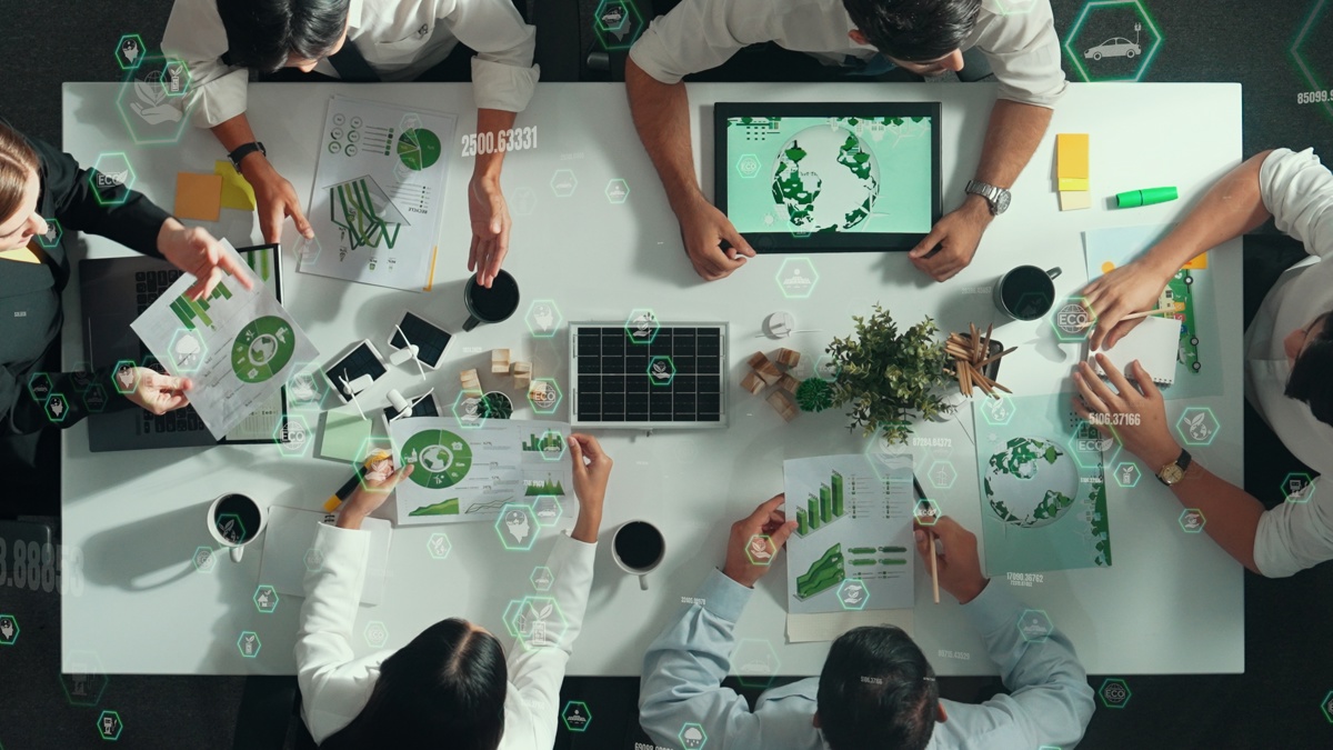 Lot 7: Micro-Economic Analysis, Investment Climate, Private Sector, Trade and Employment