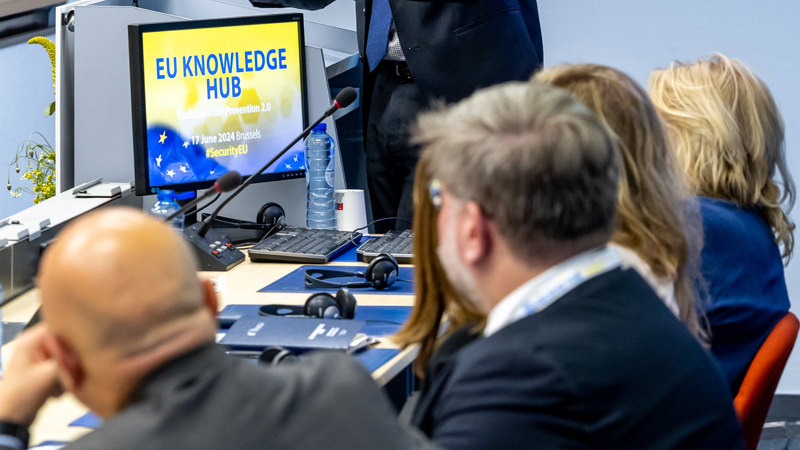 53801838479 E63814f970 K